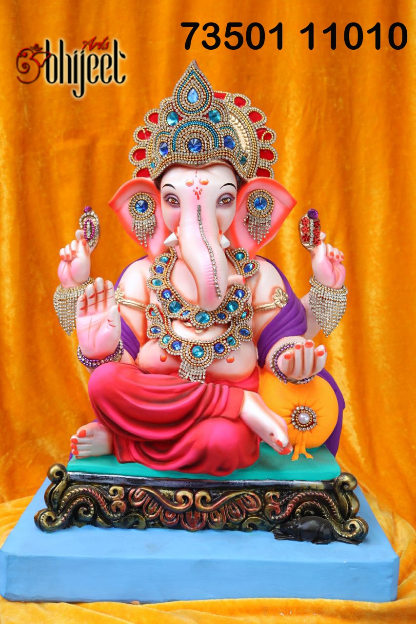 https://abhijeetarts.com/images/products/ganesh/014 -  Dava Load 16 Inches - INR 1800.jpg